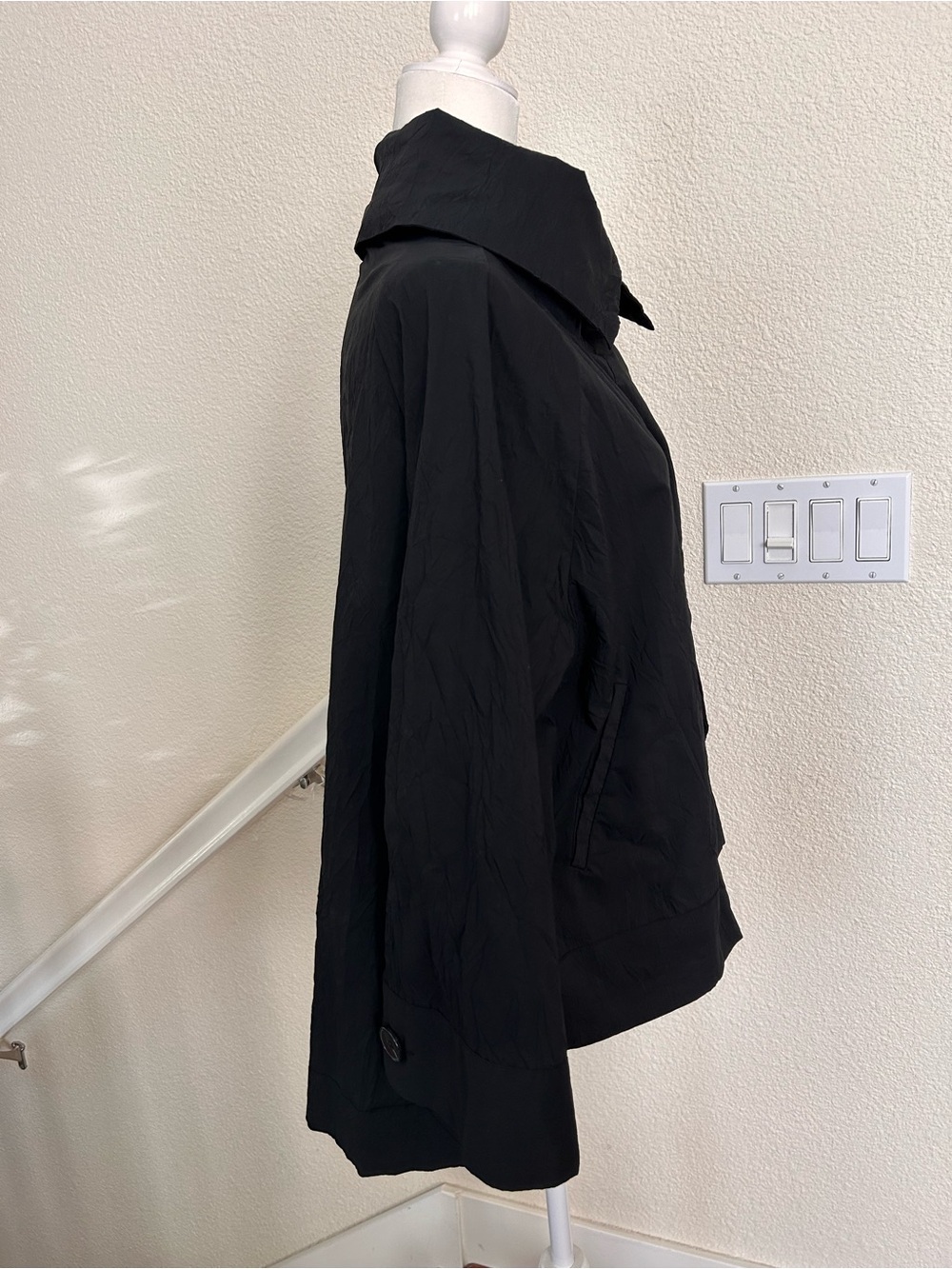 $378 Ruti Black Crinkle Swing Jacket | Avant-Garde
Funnel Collar | Lagenlook S/M - Picture 4 of 11